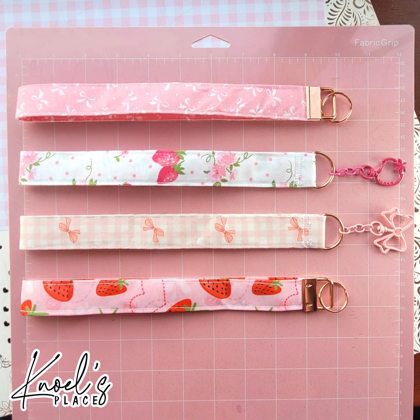 SOFIA | Handmade Wristlet Keychain Accessory | Stylish Wrist Strap for Keys or Purse