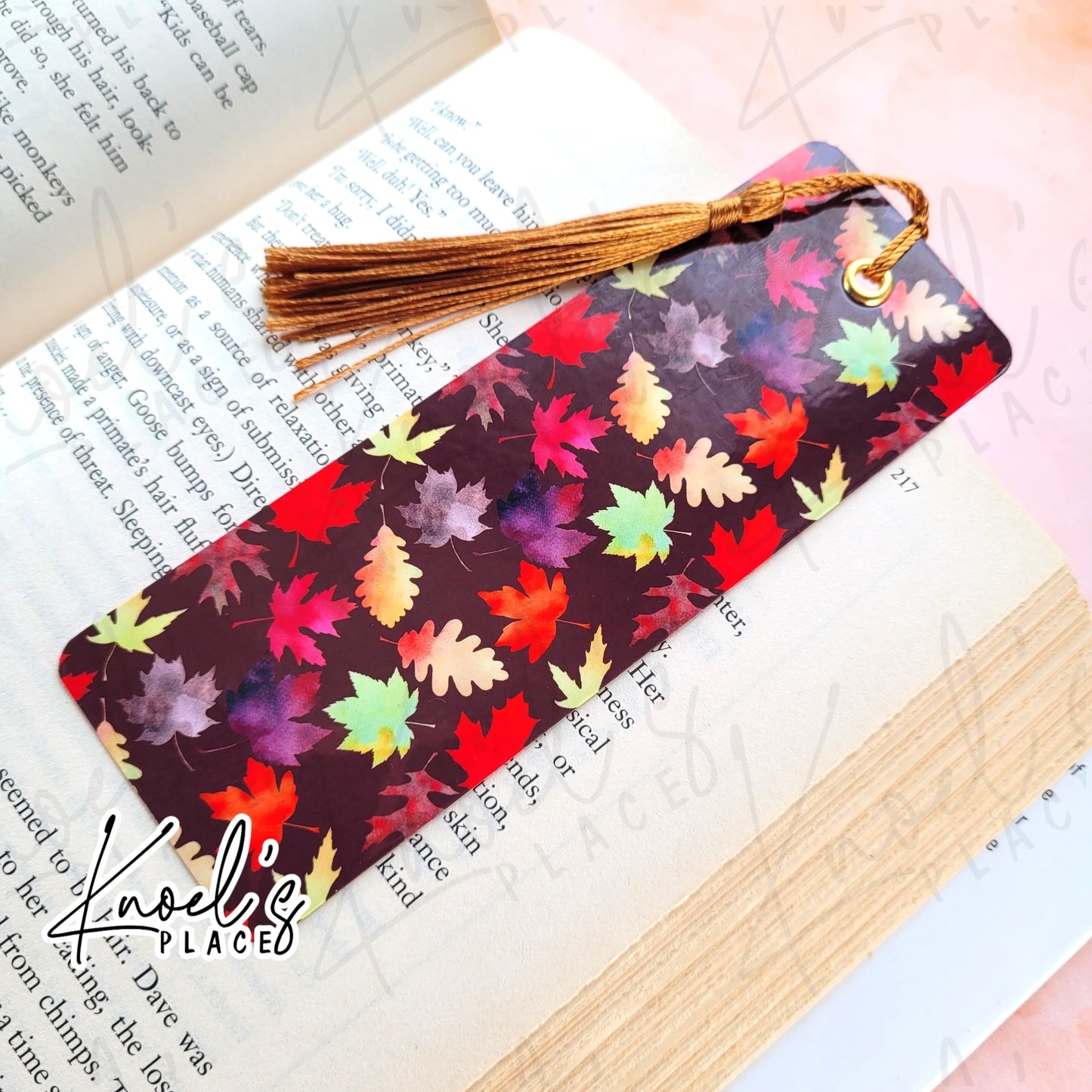 Autumn Leaf Pattern Bookmark